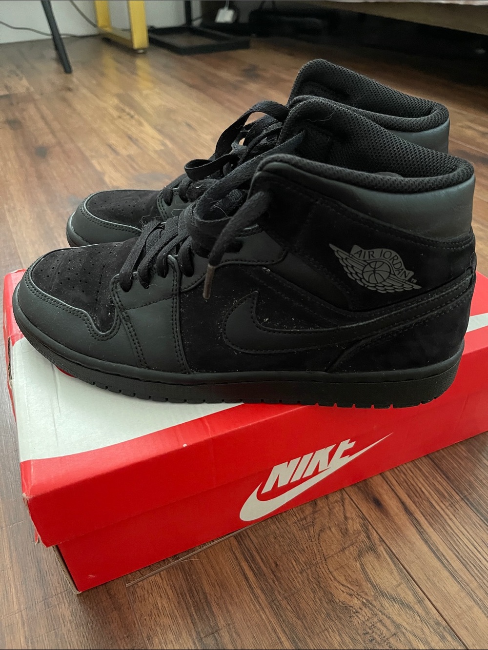 Nike Air Jordan 1 Mid Black Men's Sneakers